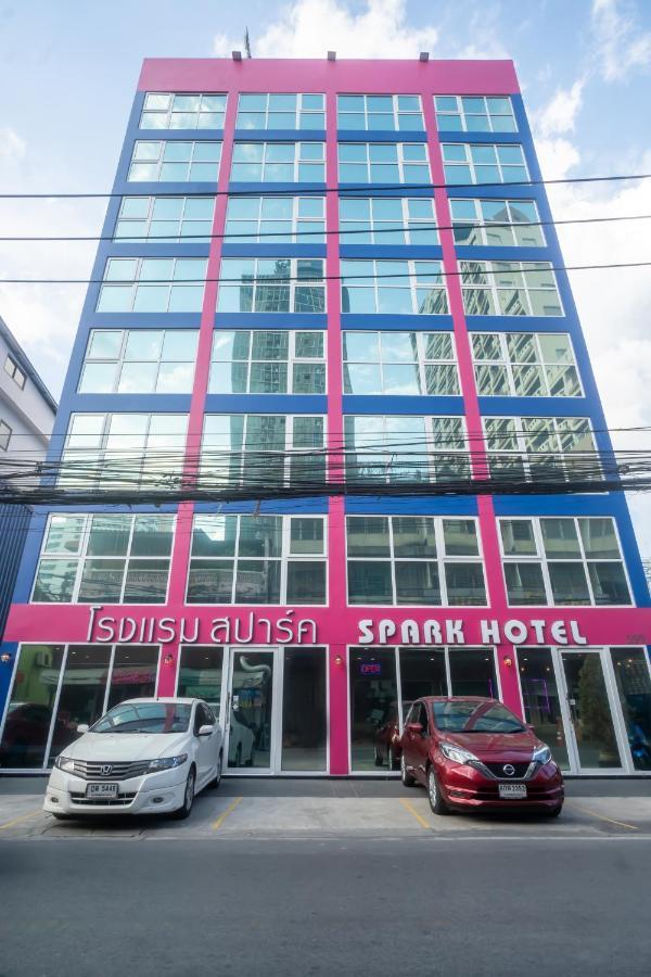 Spark Hotel - Mrt Queen Sirikit - Sha Extra Plus Certified Bangkok Exterior photo