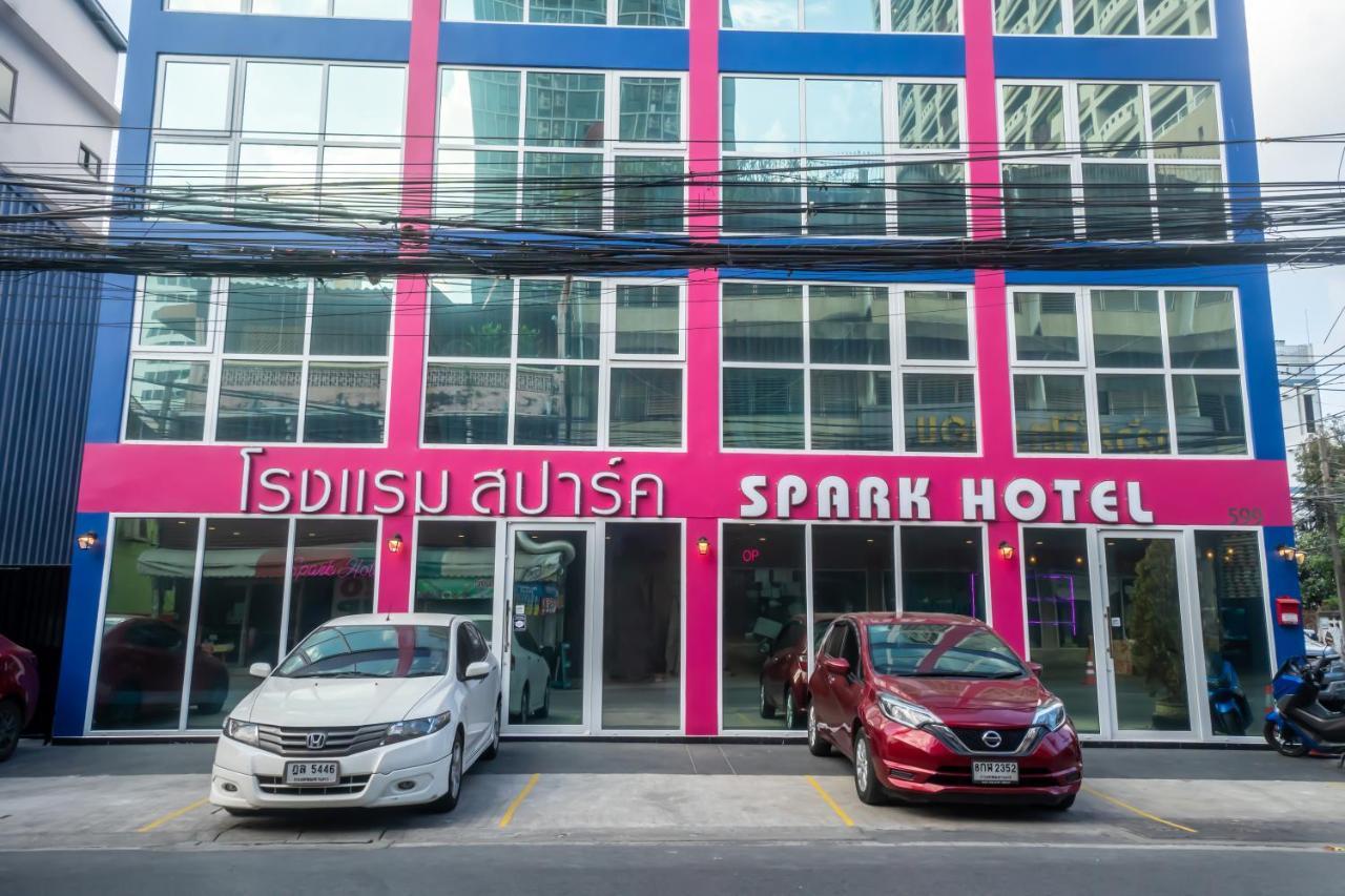 Spark Hotel - Mrt Queen Sirikit - Sha Extra Plus Certified Bangkok Exterior photo