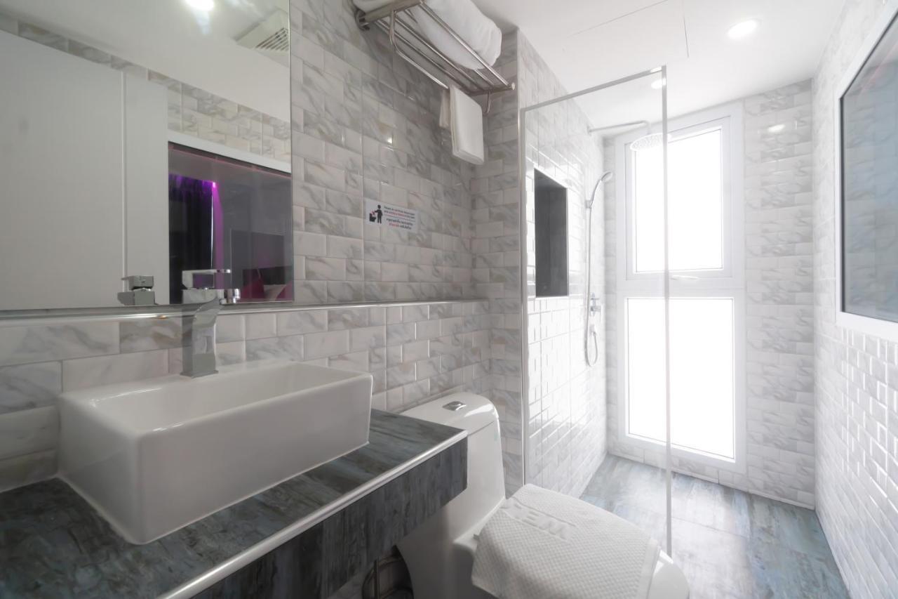 Spark Hotel - Mrt Queen Sirikit - Sha Extra Plus Certified Bangkok Exterior photo