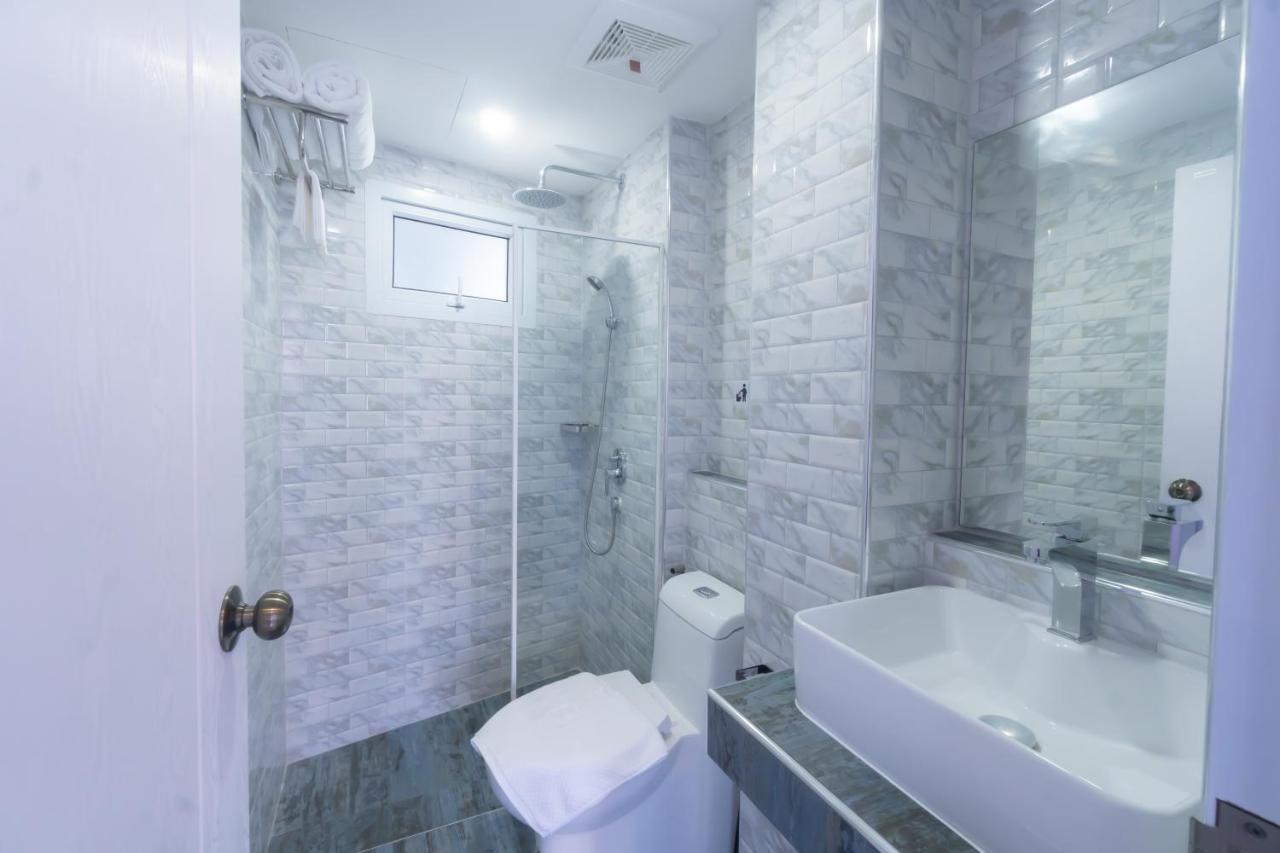 Spark Hotel - Mrt Queen Sirikit - Sha Extra Plus Certified Bangkok Exterior photo